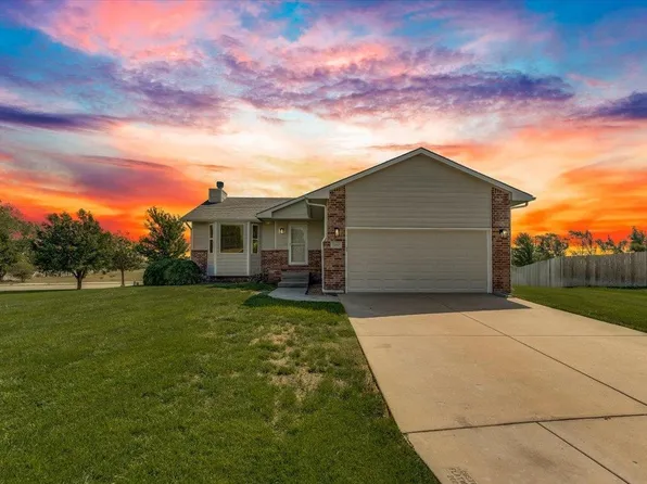 12013 W Grant Ct, Wichita, KS 67235