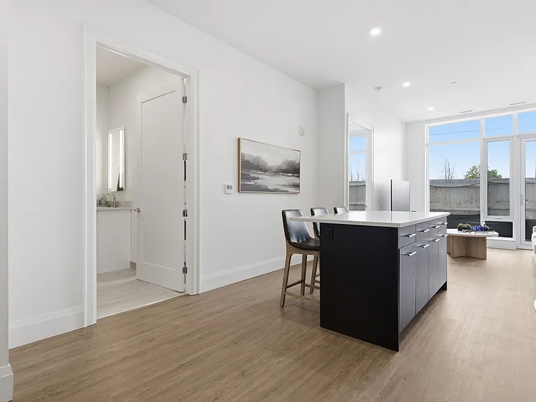 410 Westhaven St — Photo 16