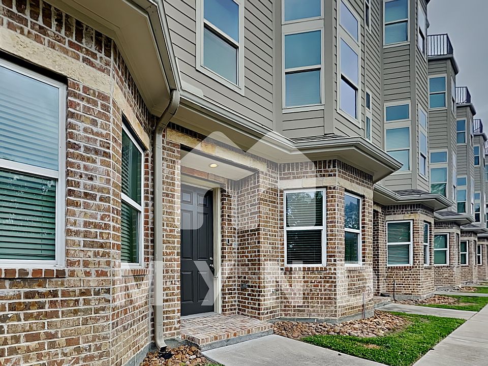 1st image of 2020 McGowen St #P