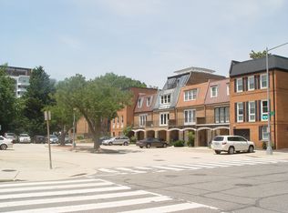 607 H St SW, Washington, DC 20024