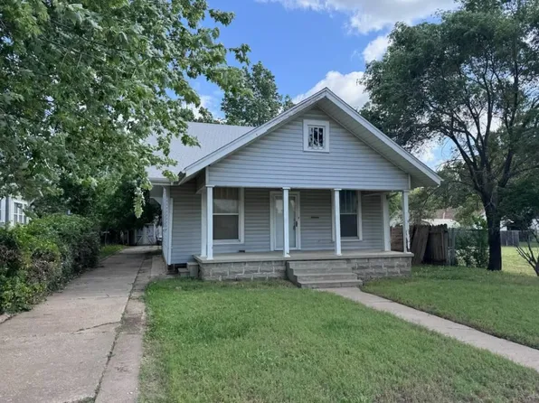 818 W 1st Ave, El Dorado, KS 67042