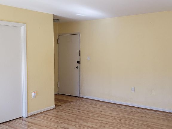 3rd image of 12311 Braxfield Ct APT 11
