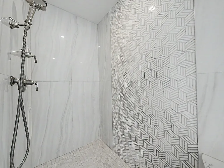 67 Westervelt Pl — Photo 32