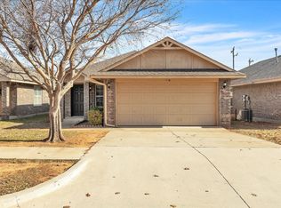1008 Denmark St, Yukon, OK 73099
