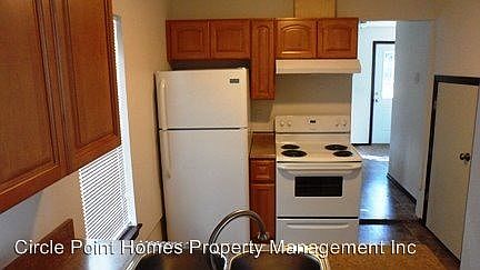 4th image of 11522 15th Ave NE