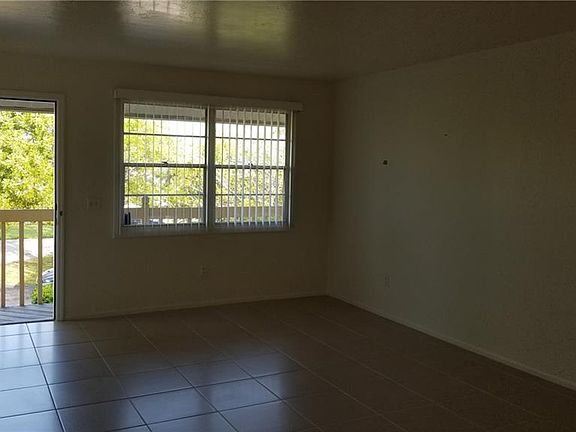 5th image of 4625 SW 8th Pl APT 8
