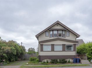 806 E 9th St, Duluth, MN 55805
