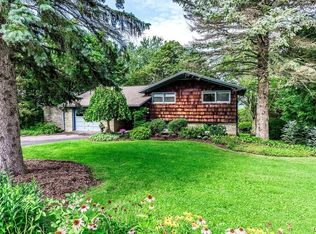 4261 Overlook Dr, Jamesville, NY 13078