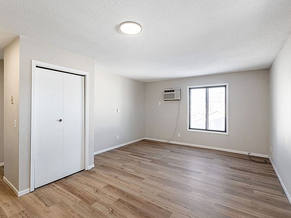 5th image of 375 Plum St NE #9
