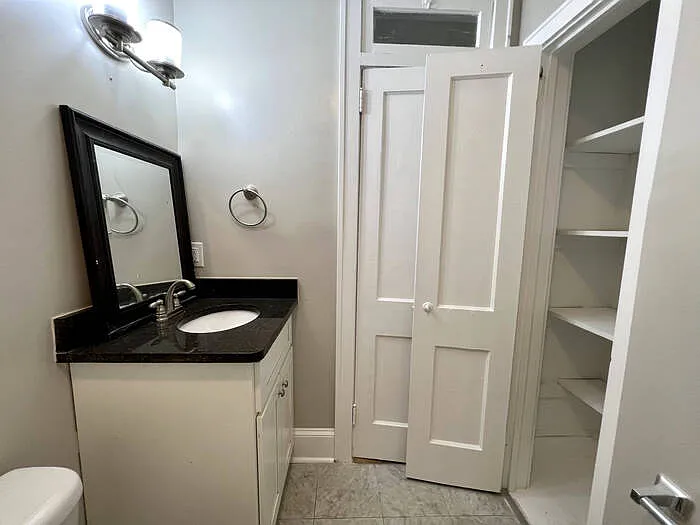319 Howard St — Photo 25