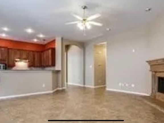 3rd image of 1656 Knoll Wood Ct