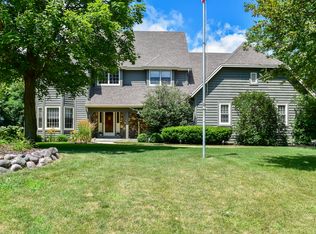 N67W29414 Richter Rd, Hartland, WI 53029