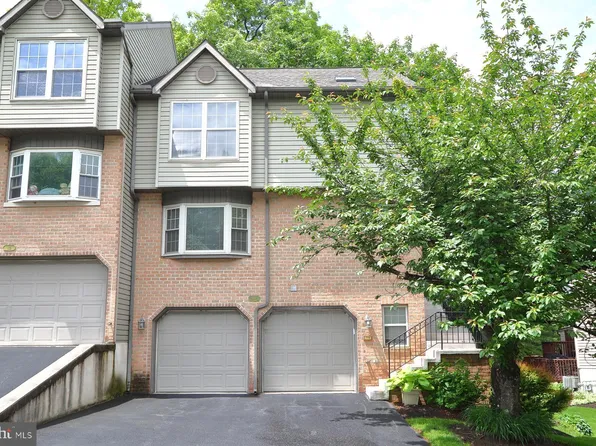 114 River Bend Park, Lancaster, PA 17602