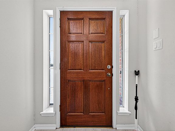 5th image of 3655 Royal Royce Dr
