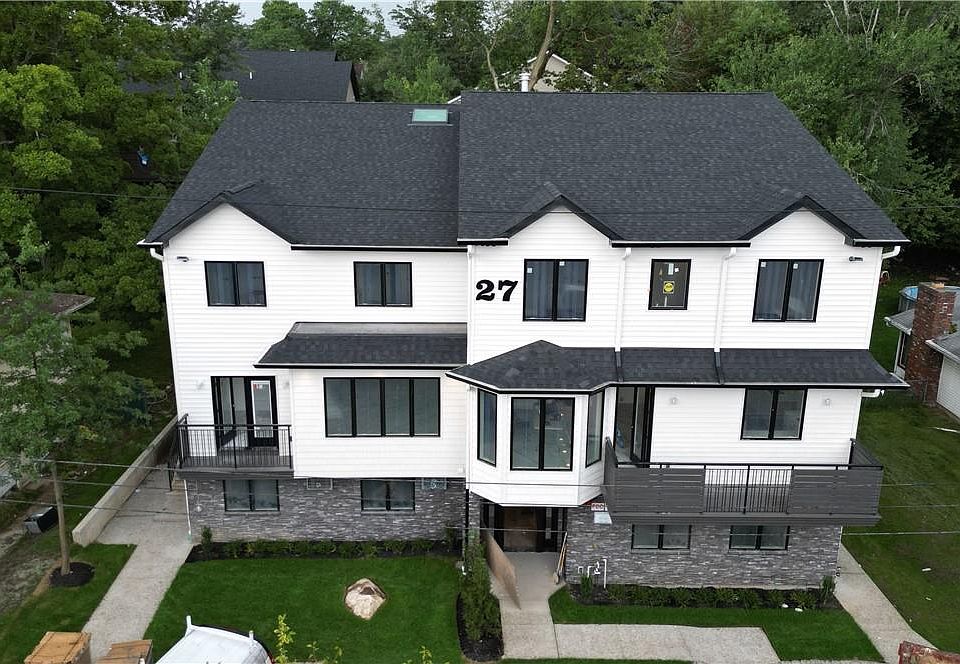 1st image of 27 Paiken Drive #211