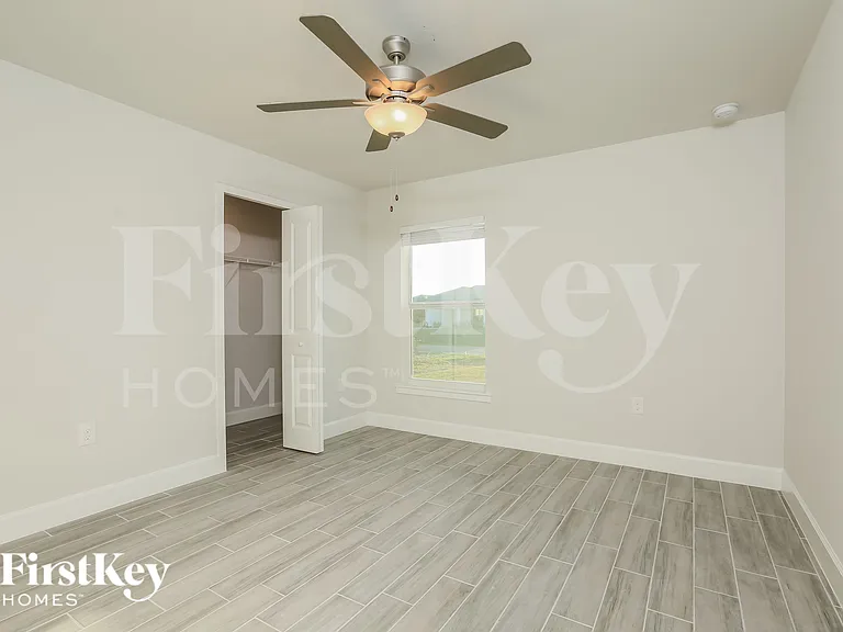 6148 Hellman Ave — Photo 12