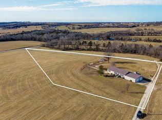 1757 Highway Kk, Bolivar, MO 65613