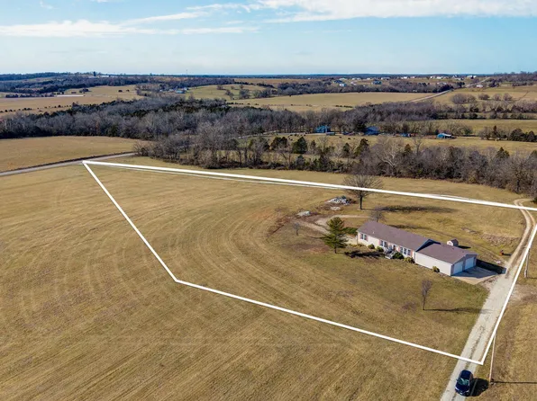 1757 Highway Kk, Bolivar, MO 65613