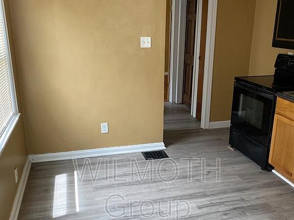 5th image of 612 N Moreland Ave