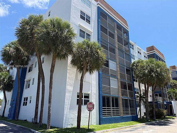 4th image of 501 E Dania Beach Blvd #5-4D