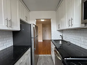 36-25 Parsons Boulevard