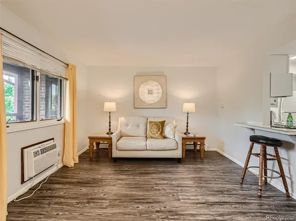 1370 Estes Street #302, Lakewood, CO 80215