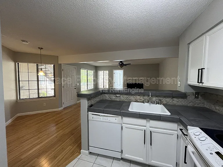 4850 E Kentucky Ave #A — Photo 7