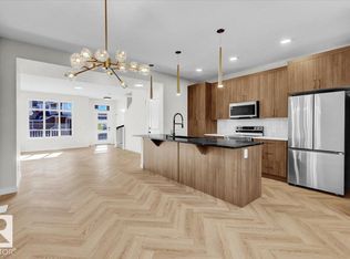 1316 Keswick Dr SW, Edmonton, AB T6W 4T4