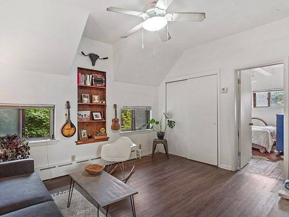 3rd image of 3177 N Humboldt Blvd
