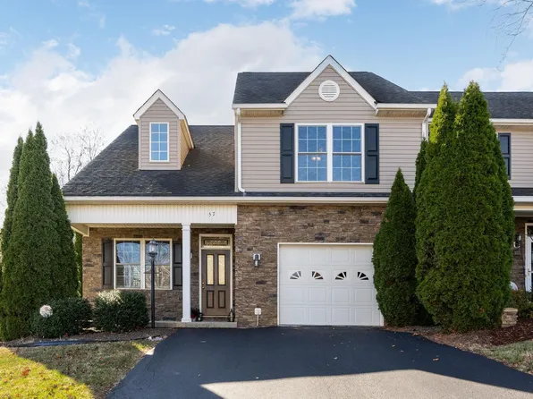 57 Villa View Dr, Staunton, VA 24401