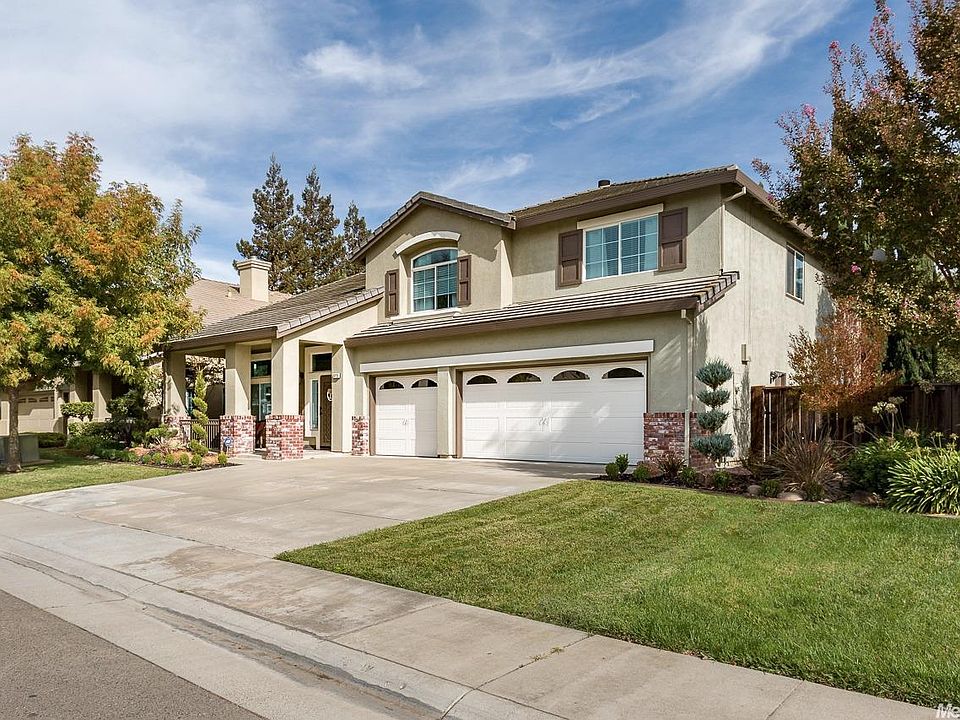 1st image of 3773 Glacier Park Way