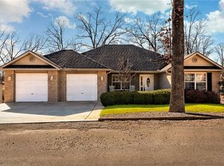 6 Ettington Dr, Bella Vista, AR 72714