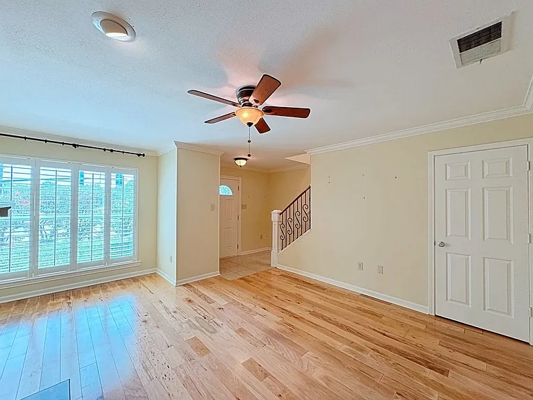 9925 Jefferson Hwy — Photo 12