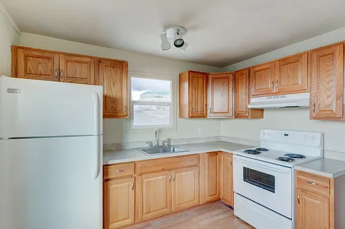 1360 - 645 SE Fidalgo Ave Photo 1