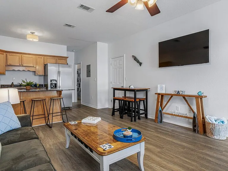 1289A Century Oaks Dr — Photo 11