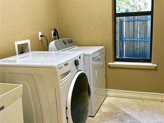 3rd image of 18465 SW 77th Ct