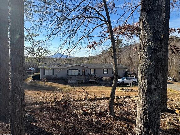 2nd image of 1040 Breezeway Dr