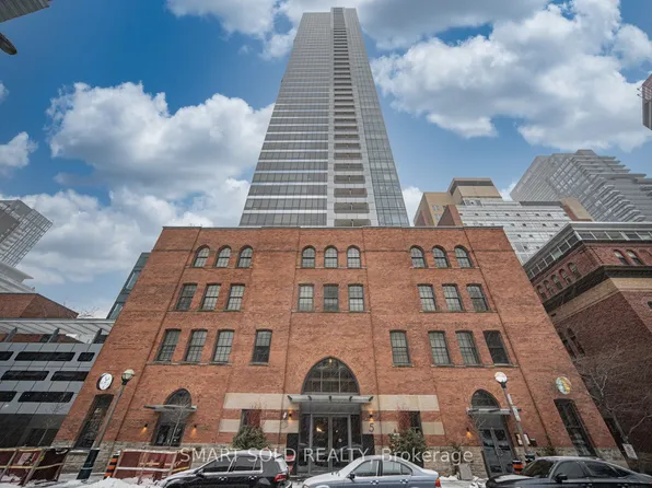5 Saint Joseph St #3203, Toronto, ON M4Y 0B6