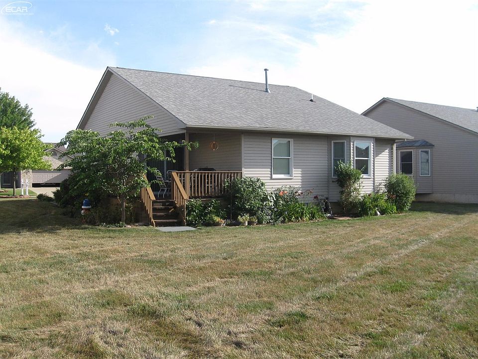 4390 Springbrook Dr, Swartz Creek, MI 48473 Zillow