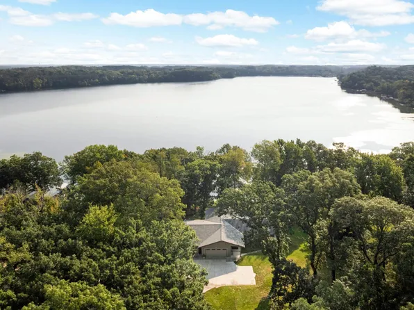 14315 Oldfield Rd N, Stillwater, MN 55082