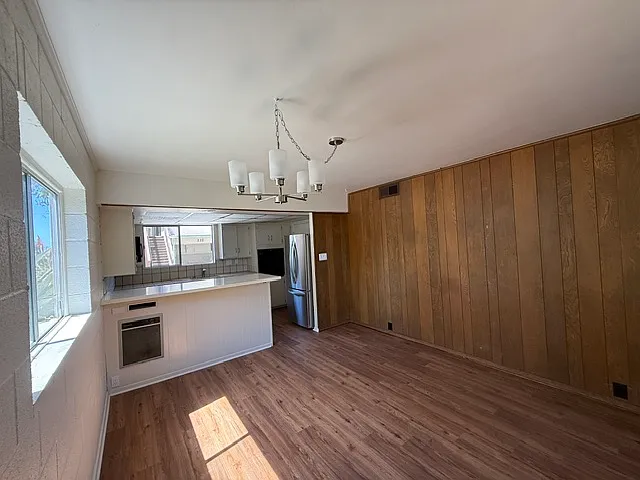 3 bed, 2.5 bath, 1595 sqft, $2,995 — Photo 4