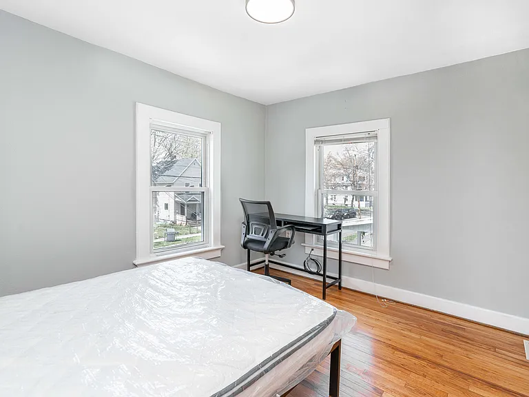 62 Cleveland Ave #3Q — Photo 9