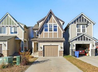 26 S Chaparral Valley Cmn SE, Calgary, AB T2X 0T4