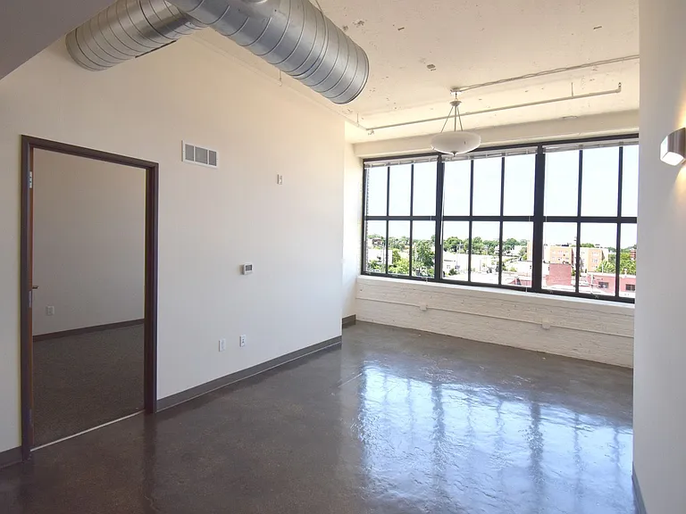 Paper Box Lofts — Photo 17