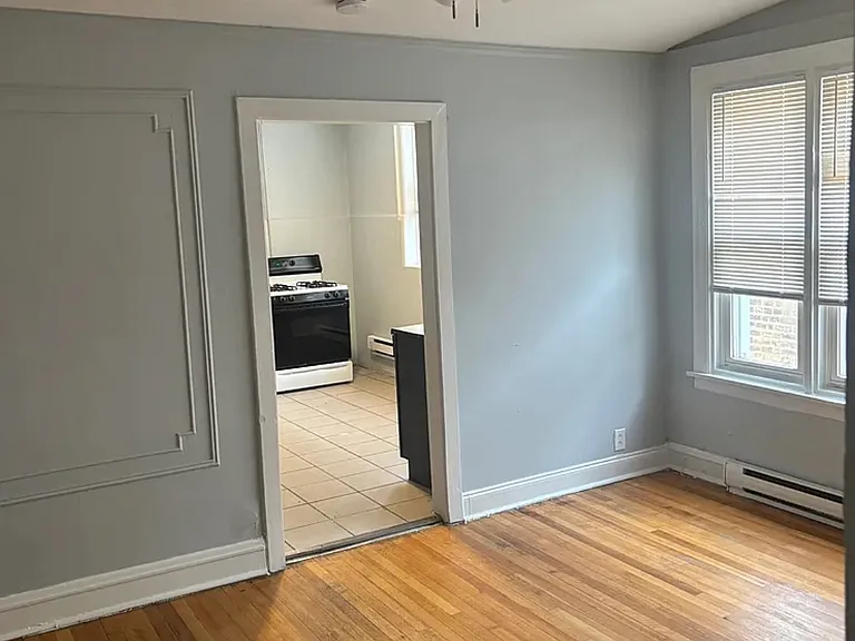 8346 S Maryland Ave #2 — Photo 4
