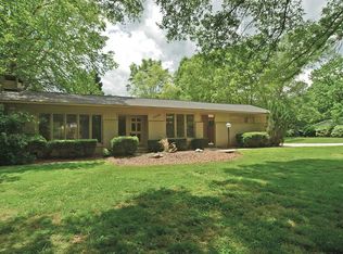 4300 Sharon View Rd, Charlotte, NC 28226