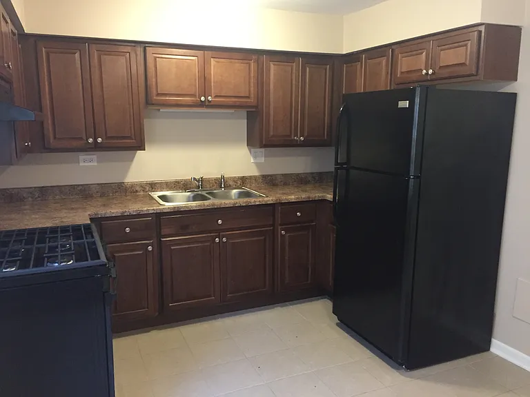 918 Parkwood Dr — Photo 11