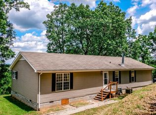 451 Hailey Ln, Leon, WV 25123
