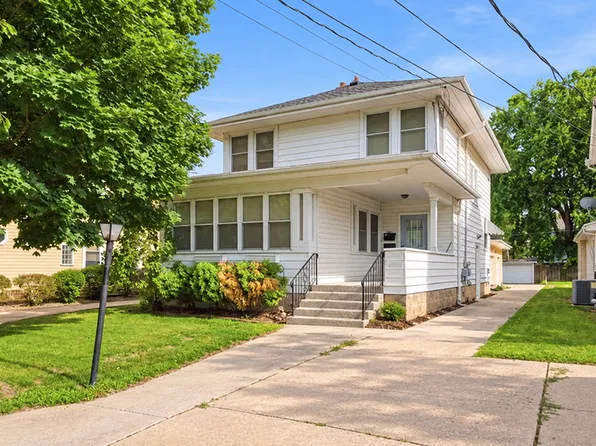 611 Webster St #B, Ottawa, IL 61350