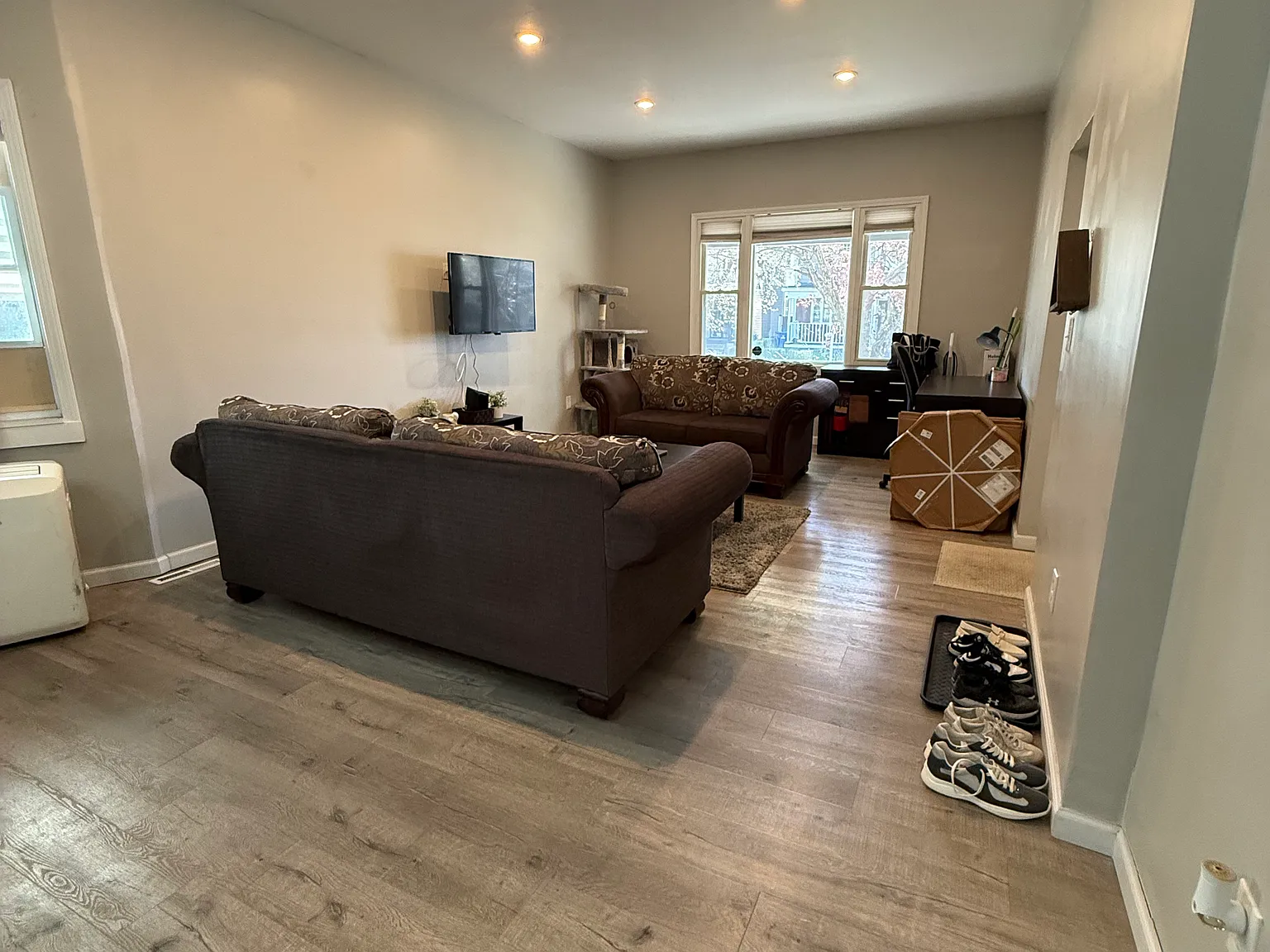 757 Prospect Ave — Photo 3